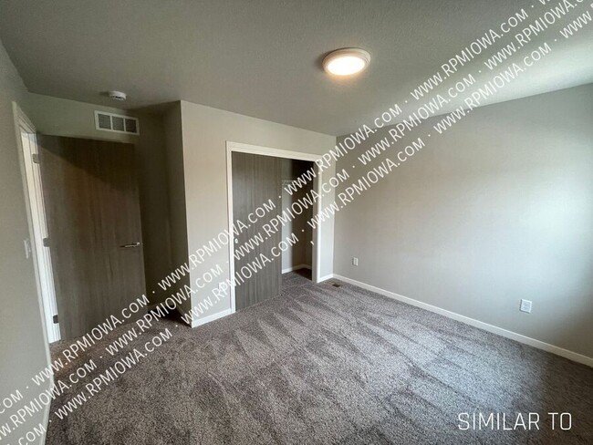 Building Photo - 2-CAR ATTACHED GARAGE! 3 Bedroom, 2.5 Bath...