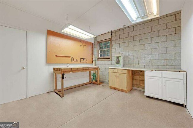 Building Photo - 4517 E Kings Point Cir