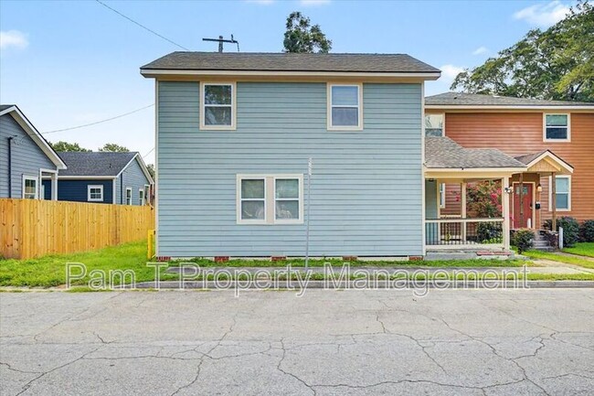 Building Photo - 1200 E 37th St
