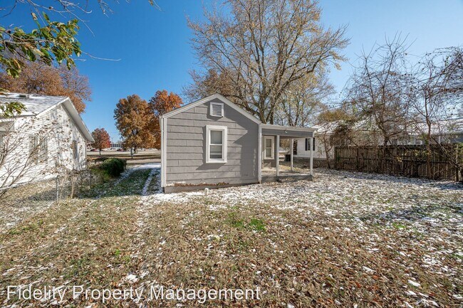 Building Photo - 1311 N Fremont Ave