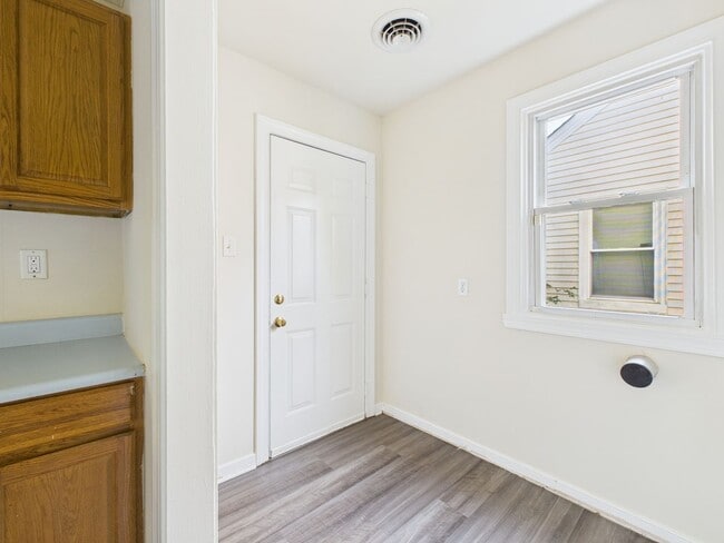 Building Photo - 1108 Goddin St