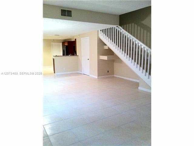 Building Photo - 1621 Barcelona Way