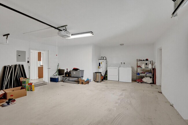 Building Photo - 4775 NW 5th Ave