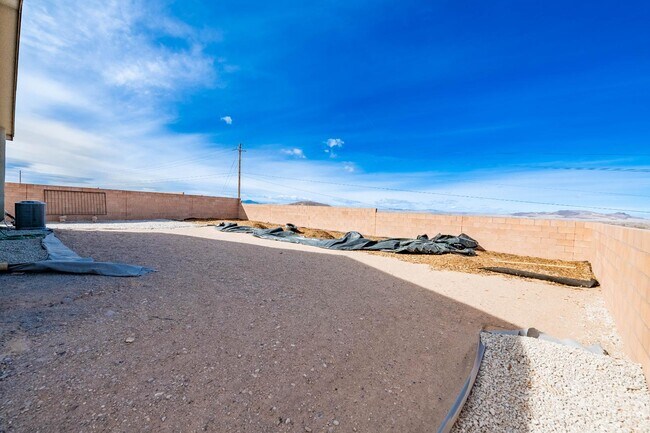 Building Photo - 88 Tome Vista Dr