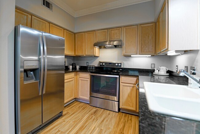 Building Photo - Brookhaven/Buckhead 2BR