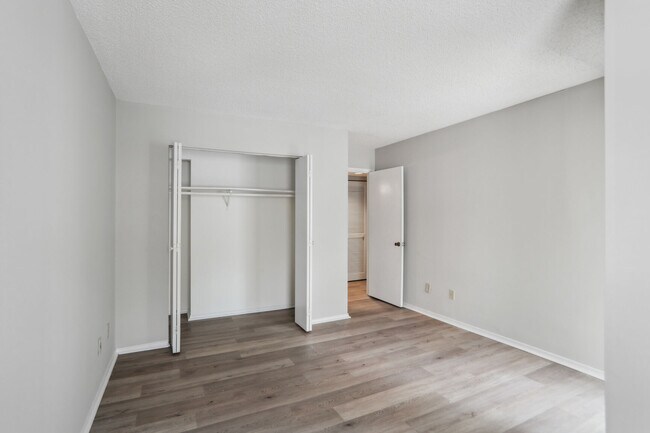 Closet - 1813 Huntingdon Chase