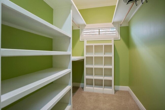 Building Photo - 7516 Pinehurst Ct
