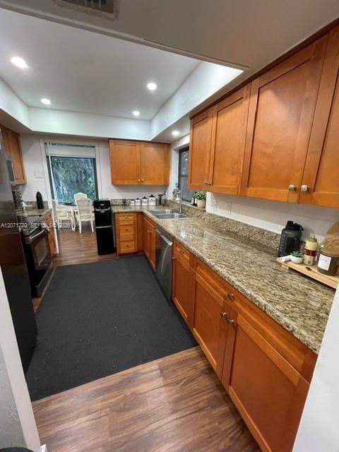 Building Photo - 6010 S Falls Cir Dr
