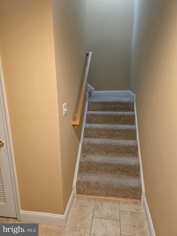 Building Photo - 6371 Forest Ave