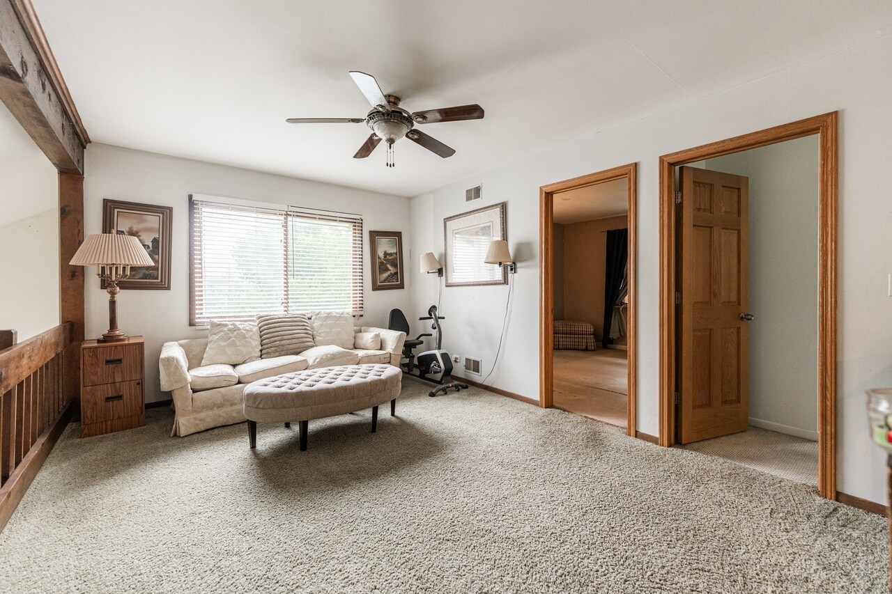 Building Photo - 1205 N Scarlet Ct