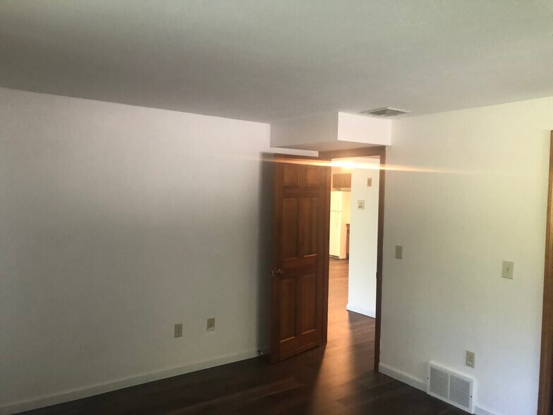 Very quiet - 78 Saint Joseph St