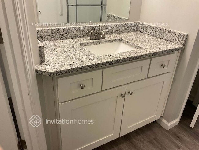 Building Photo - 1008 Bren Village Ct