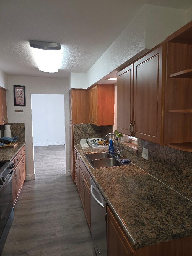 Building Photo - 1501 SW 57th Ave