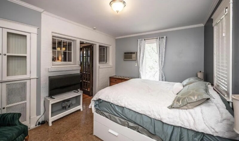 Building Photo - 244 Marshall Ave