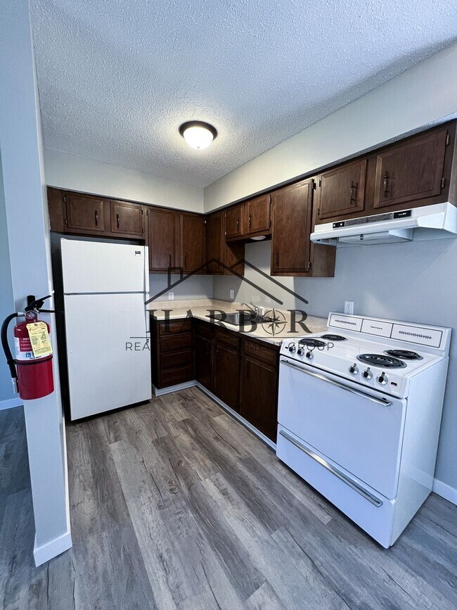 Building Photo - 1 Bedroom 1 Bath - New Avon - SPECIAL: App...