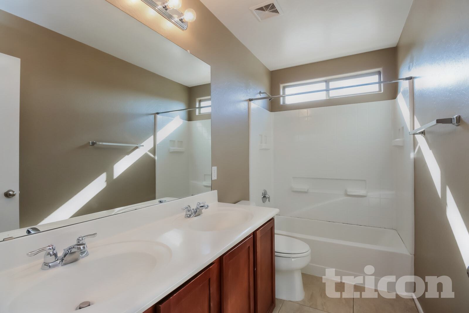 Building Photo - 19101 N Meghan Dr