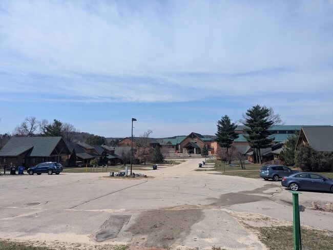 Building Photo - 725 Skatepark Court