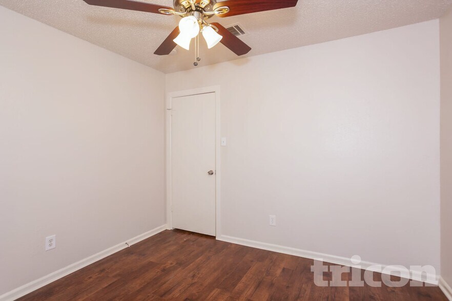 Building Photo - 22510 Leedstown Ln