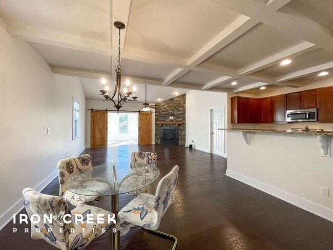 Building Photo - 24 Onteora Oaks Dr