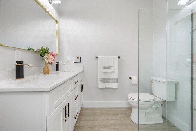 Building Photo - 178 Lime Tree Park