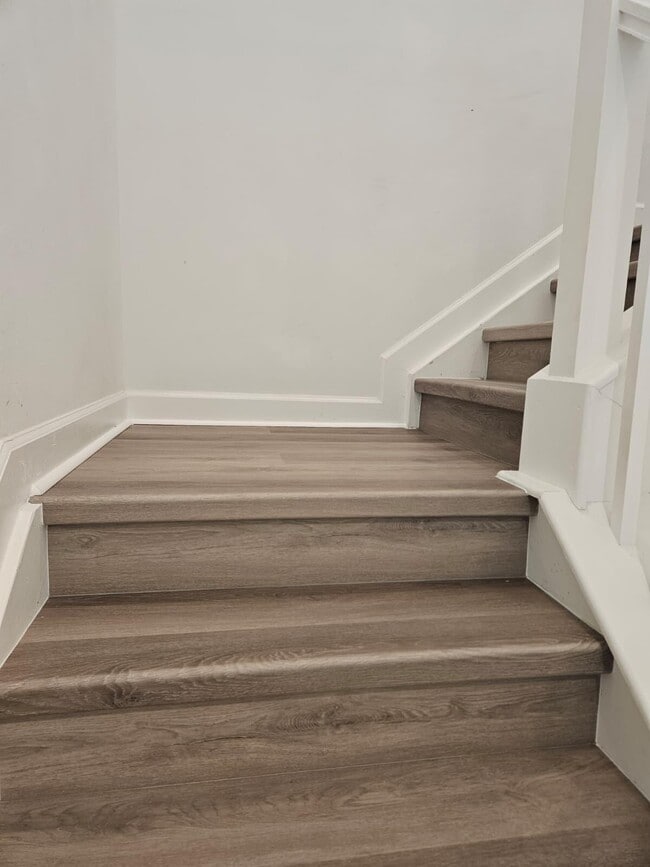 Building Photo - 4946 Navali Dr