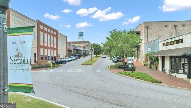 Building Photo - 78 Standing Rock Rd