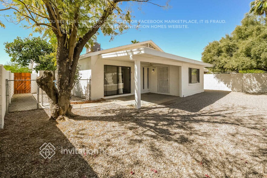 Building Photo - 314 W Kings Ave