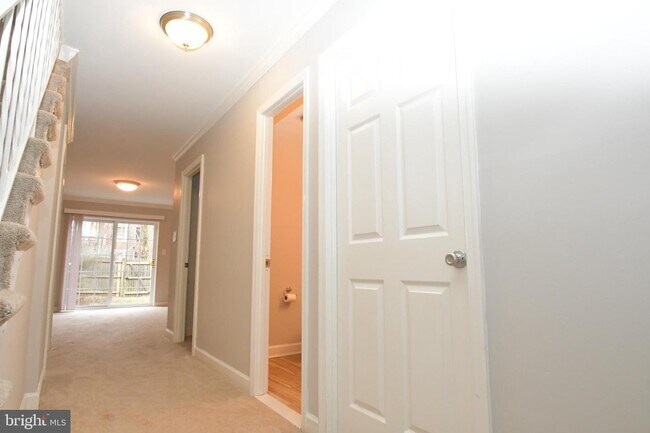 Building Photo - 9509 Hunt Square Ct