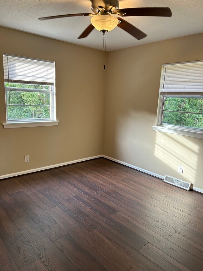 Master Bedroom - 2613 6th St NW