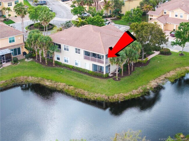 Building Photo - 691 SW Glen Crest Way