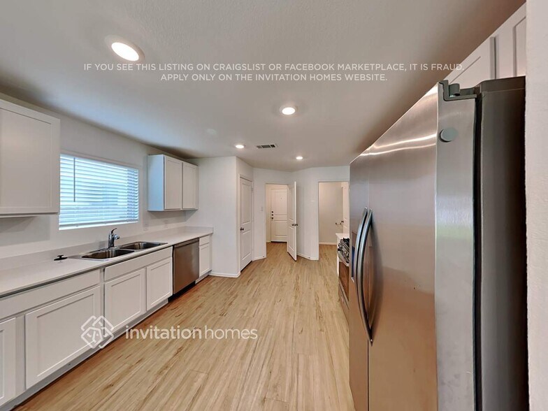 Building Photo - 18630 Via Barletta Ln