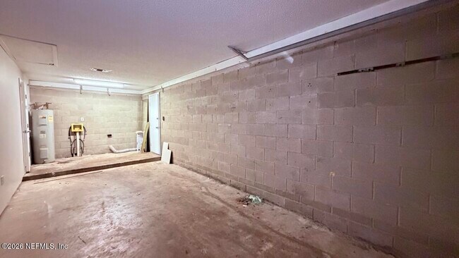 Building Photo - 4711 Cinnamon Fern Dr