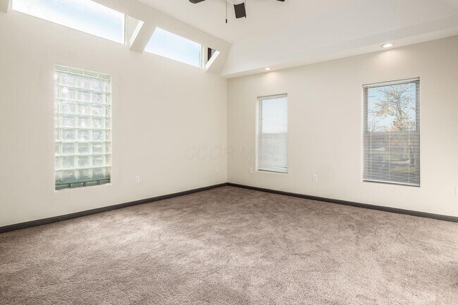 Building Photo - 28 Rodgers Ave