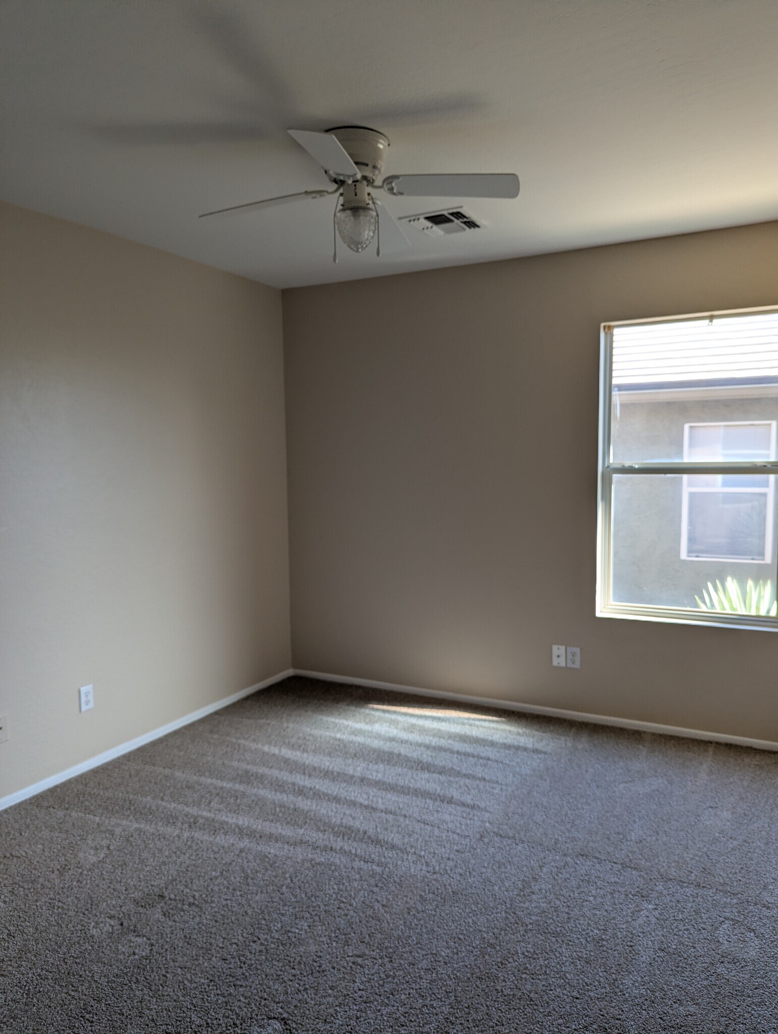 Building Photo - 9287 E Shasta Dr