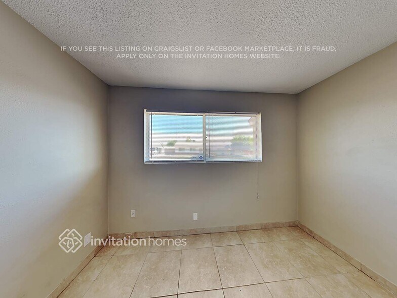 Building Photo - 3314 W Aster Dr