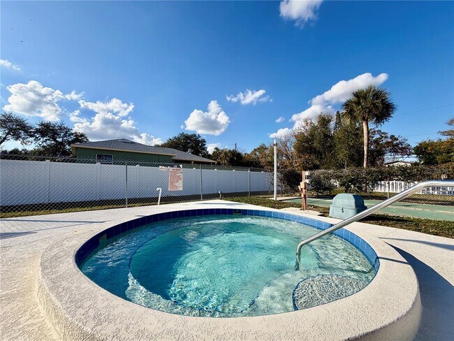 Building Photo - 10800 US Hwy 19 N