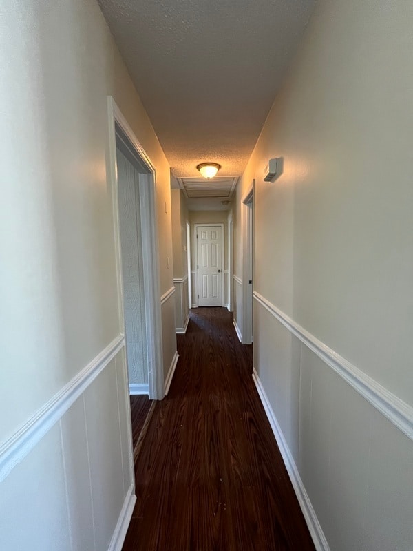 Building Photo - 108 Sunset Ln