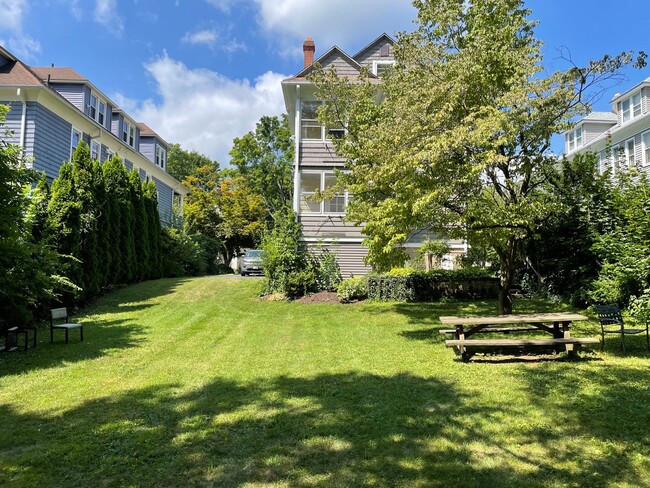 Building Photo - The Grennan Porches