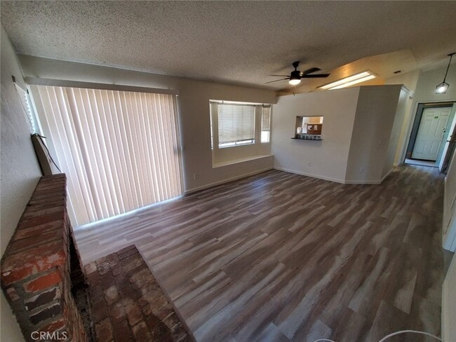 Building Photo - 23805 Mark Twain