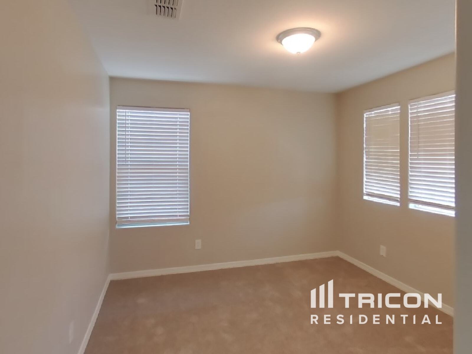 Building Photo - 429 N 119th Dr