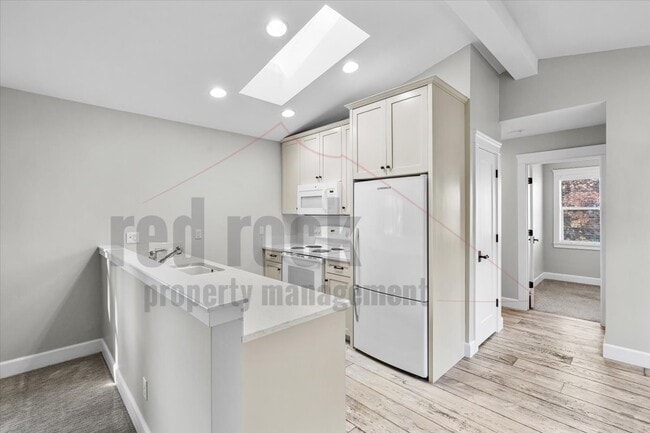 Building Photo - 1669 E Bozanta Dr