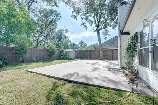 Building Photo - 31302 Baker Lake Dr