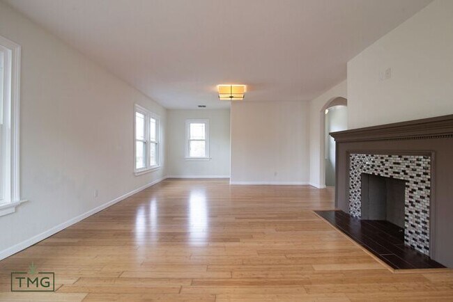 Building Photo - Lawn Care and Water Included! Remodeled 1930s Tulsa Home with 4 Beds, 3.5 Baths + Incredible Char...