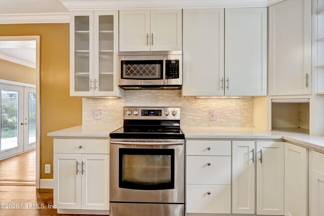 Building Photo - 4328 Savannah Ave