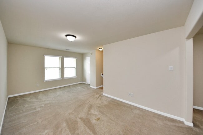 Building Photo - 7714 Guldan Dr