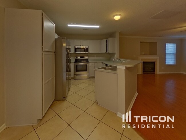 Building Photo - 2228 Meadecroft Rd