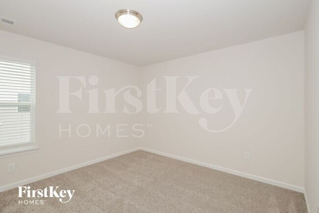 Building Photo - 10 Wild Lily Dr
