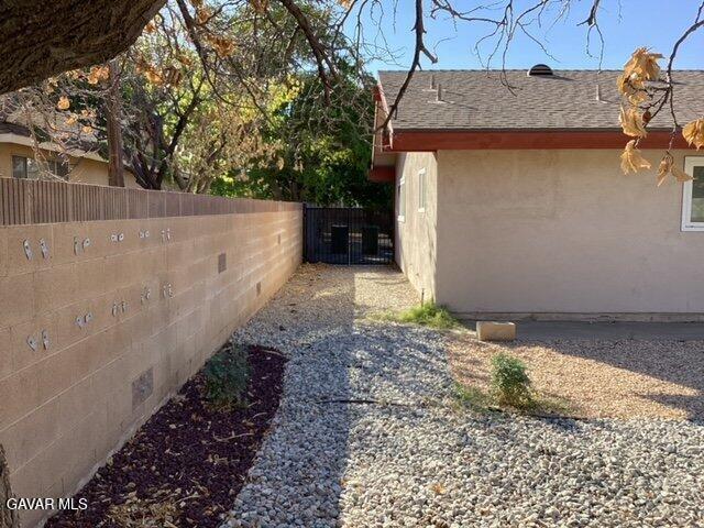Building Photo - 43922 Fenner Ave