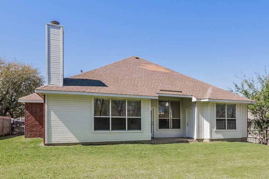 Building Photo - 1224 Parkwood Trail