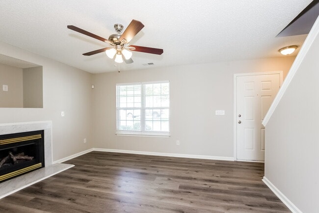 Building Photo - 2822 Brittni Dayle Dr